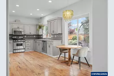 7366 Pineview St NE, Keizer, OR 97303 - Photo 18