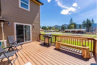 210 S Detroit Rd, Detroit, OR 97342 - Photo 28