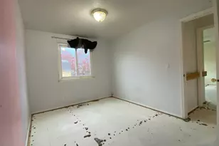 227 NW Bonanza Ave, Dallas, OR 97338 - Photo 16