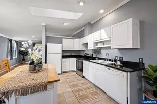 1141 32nd Ct, Sweet Home, OR 97386 - Photo 14