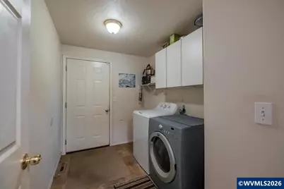 1396 Cascade Dr, Lebanon, OR 97355 - Photo 28