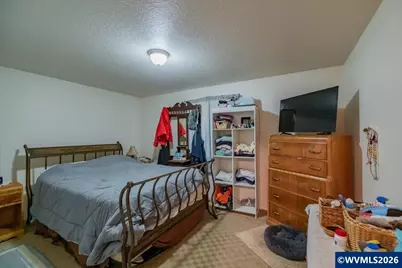 1396 Cascade Dr, Lebanon, OR 97355 - Photo 26