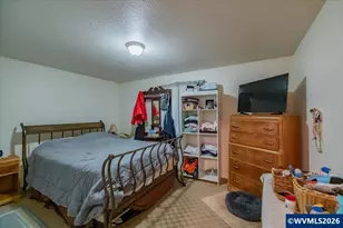 1396 Cascade Dr, Lebanon, OR 97355 - Photo 26