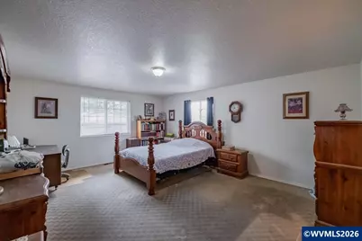 1396 Cascade Dr, Lebanon, OR 97355 - Photo 18