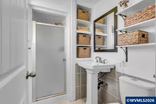 821 Johnson St, Woodburn, OR 97071 - Photo 26