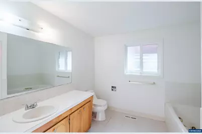 4100 Cordon Rd NE, Salem, OR 97305 - Photo 24