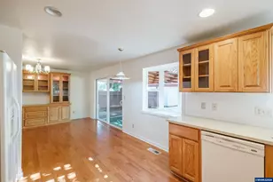 4100 Cordon Rd NE, Salem, OR 97305 - Photo 12