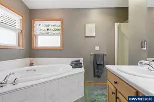 641 NW Ashley St, Dallas, OR 97338 - Photo 32