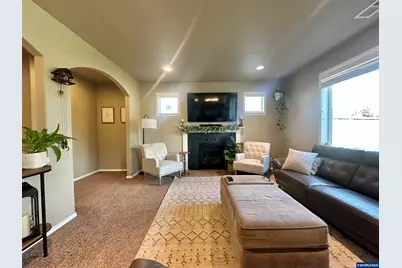 2737 NW Weather Stone St, Albany, OR 97321 - Photo 16