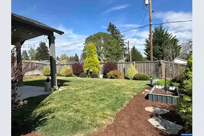 2737 NW Weather Stone St, Albany, OR 97321 - Photo 34