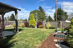 2737 NW Weather Stone St, Albany, OR 97321 - Photo 34