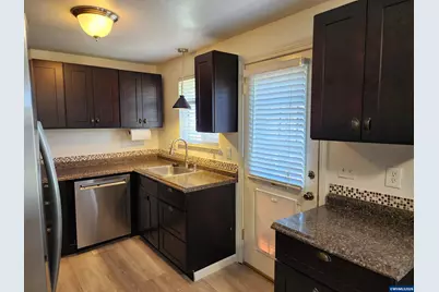 3584 Chiefs Ct NE, Salem, OR 97305 - Photo 4
