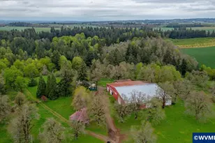 10425 Edmunson Dr SE, Salem, OR 97317 - Photo 16