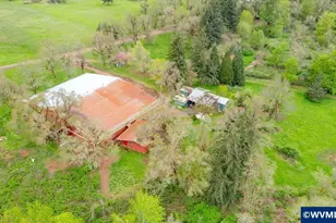 10425 Edmunson Dr SE, Salem, OR 97317 - Photo 22