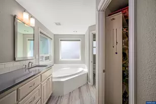 5180 Foxhaven Ct SE, Salem, OR 97306 - Photo 24