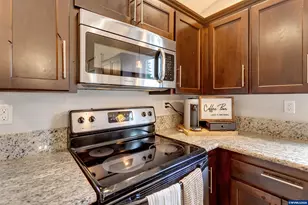 1722 Elk River St NW, Salem, OR 97304 - Photo 16