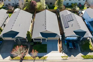 2726 Nina Pl, Hubbard, OR 97032 - Photo 24