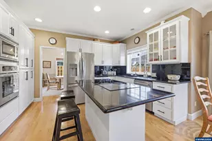 693 Springridge Dr N, Keizer, OR 97303 - Photo 16