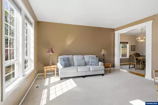 693 Springridge Dr N, Keizer, OR 97303 - Photo 6