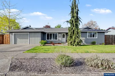 513 E Hollister St, Stayton, OR 97383 - Photo 2