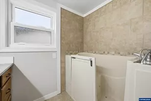 4986 Chan St S, Salem, OR 97306 - Photo 14