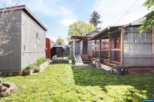 2385 5th St NE, Salem, OR 97301 - Photo 24