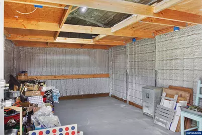 2385 5th St NE, Salem, OR 97301 - Photo 26