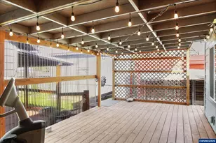 2385 5th St NE, Salem, OR 97301 - Photo 18