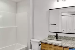 4400 Knotty Pne Ct, Sweet Home, OR 97386 - Photo 14