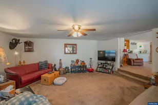 178 Washburn St, Brownsville, OR 97327 - Photo 14