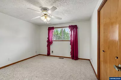 856 Royalty Dr NE, Salem, OR 97301 - Photo 22