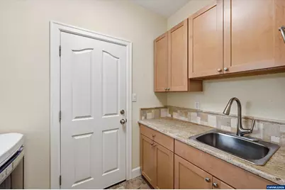 1282 SE Academy St, Dallas, OR 97338 - Photo 28