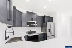 300 &amp 302 Seven Oaks Ln, Lebanon, OR 97355 - Photo 34