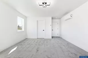 300 &amp 302 Seven Oaks Ln, Lebanon, OR 97355 - Photo 22