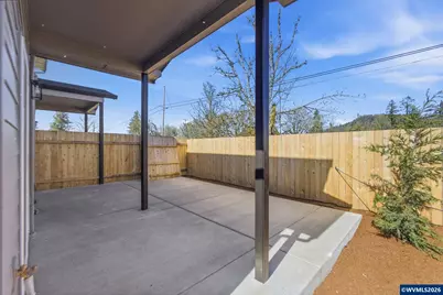 300 &amp; 302 Seven Oaks Ln, Lebanon, OR 97355 - Photo 20