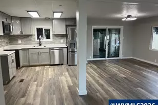 5422 Portland Rd NE, Salem, OR 97305 - Photo 8