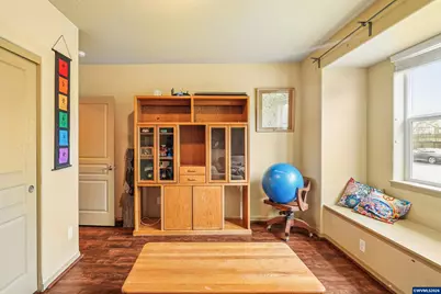 2412 NW White Oak Av, Albany, OR 97321 - Photo 10