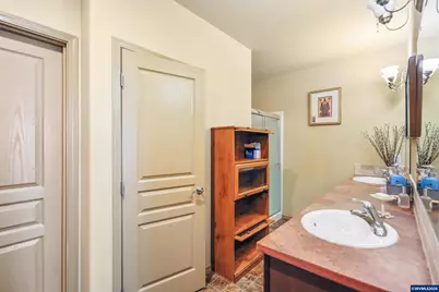 2412 NW White Oak Av, Albany, OR 97321 - Photo 28