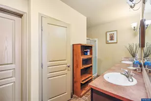 2412 NW White Oak Ave, Albany, OR 97321 - Photo 28