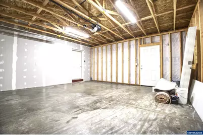 365 Mountain View Rd, Sweet Home, OR 97386 - Photo 32