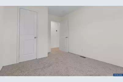 365 Mountain View Rd, Sweet Home, OR 97386 - Photo 32