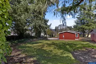 365 Mountain View Rd, Sweet Home, OR 97386 - Photo 38