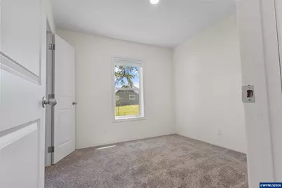 365 Mountain View Rd, Sweet Home, OR 97386 - Photo 24