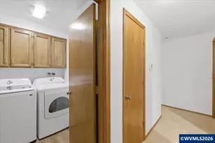 4576 Goldenrod Ave NE, Salem, OR 97305 - Photo 28