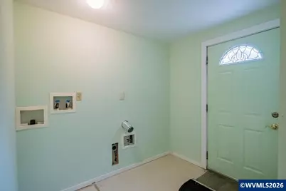 913 1st Av E, Albany, OR 97321 - Photo 24