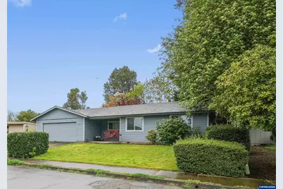 2247 Greentree Dr NE, Salem, OR 97305 - Photo 2