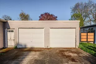 2163 47th Ct NE, Salem, OR 97305 - Photo 4