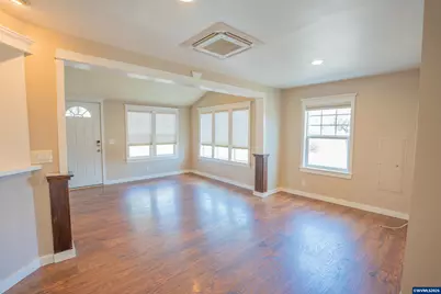 355 Central Av, Lebanon, OR 97355 - Photo 12