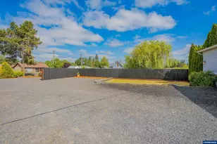 355 Central Ave, Lebanon, OR 97355 - Photo 30