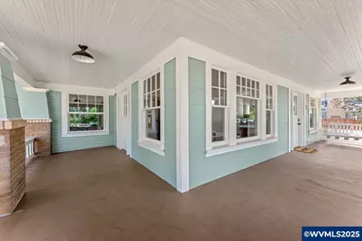 395 N Sheridan St, Mount Angel, OR 97362 - Photo 8